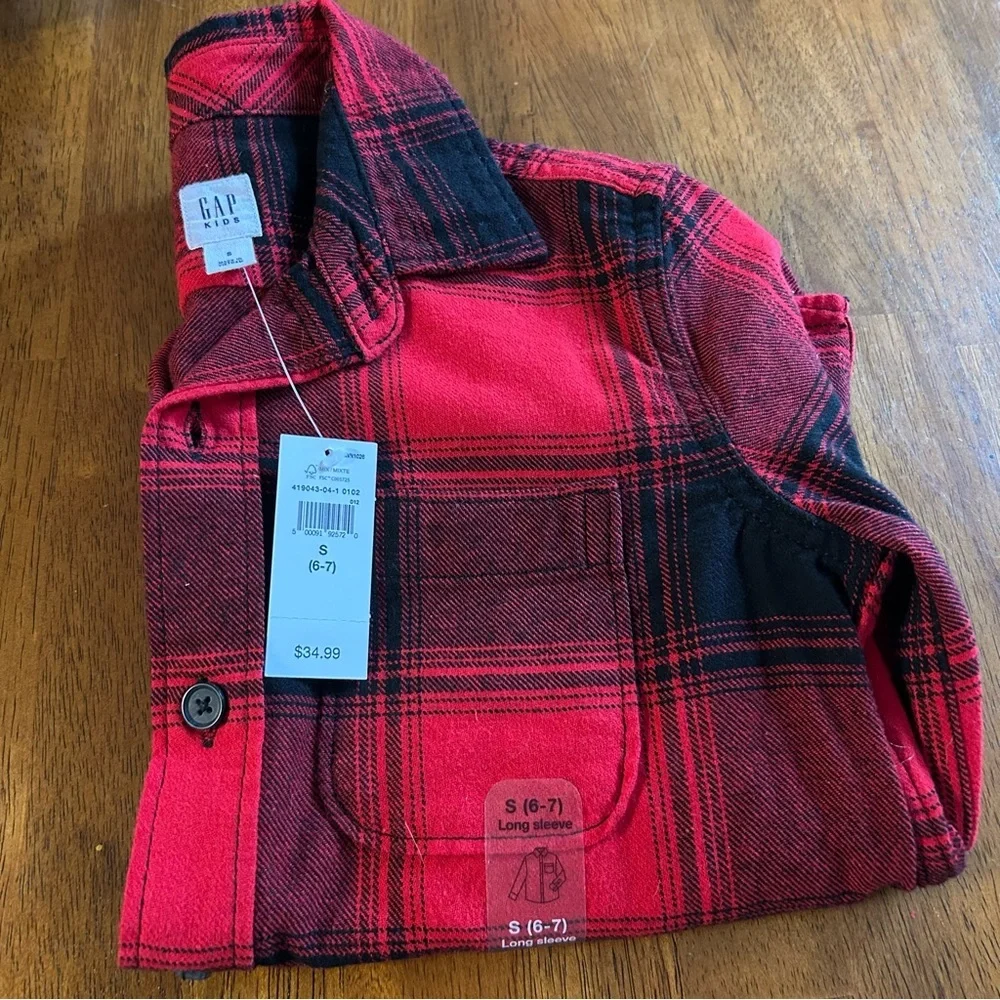 Gap Flannel Button-Up | Classic Red & Black Buffalo Plaid | Boys Size 6–7 | NWT